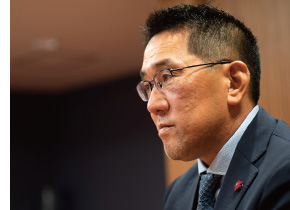 野村謙二郎 写真2